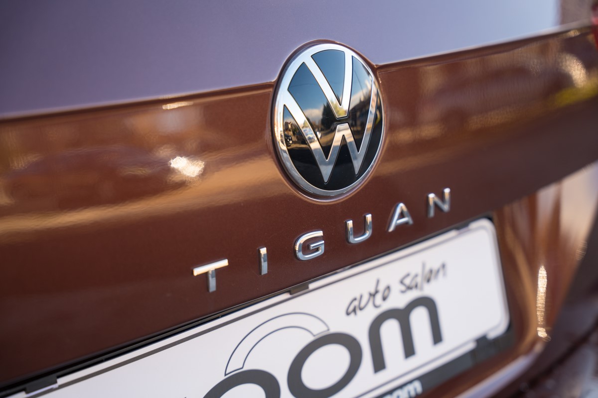 Volkswagen Tiguan
 2.0 TDI DSG 4MOTION