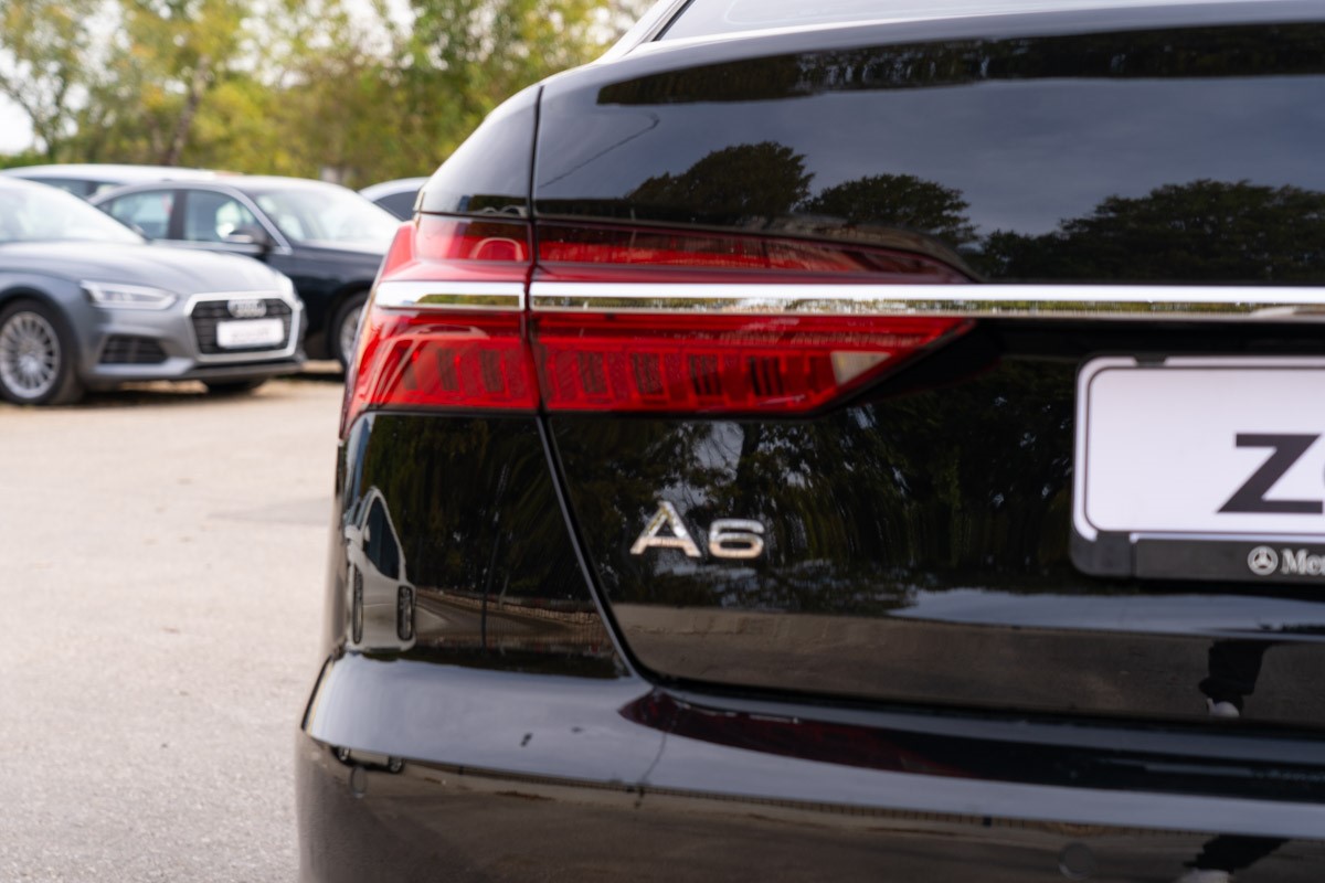 Audi A6
 3,0 TDI 50 Quattro