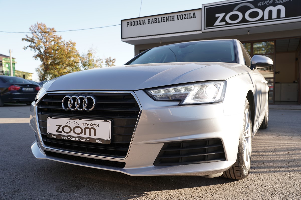 Audi A4
 2.0 TDI ULTRA 150 BUSINESS LINE