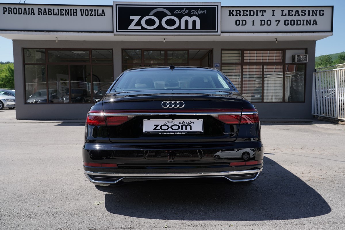 Audi A8
 50 TDI Quattro Tiptronic
