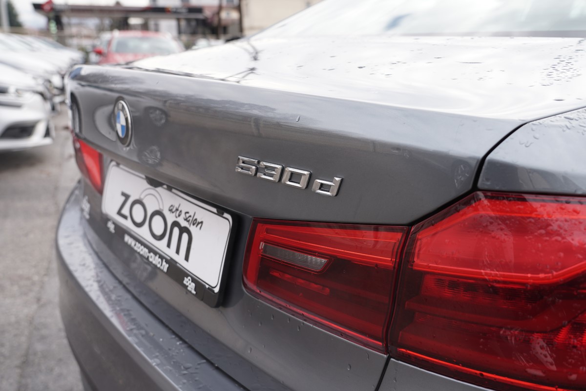 BMW
 5-Series 530D XDRIVE