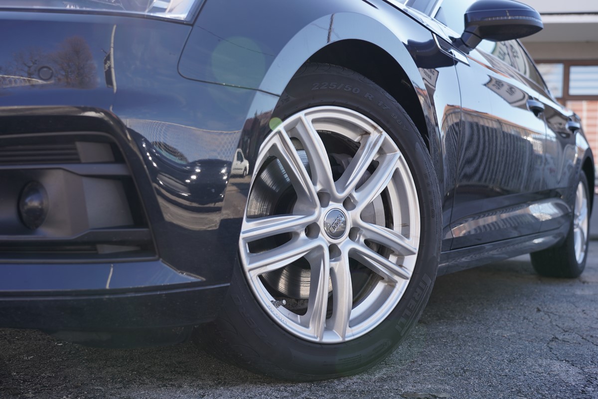 Audi A5
 2.0 TDI Sportback