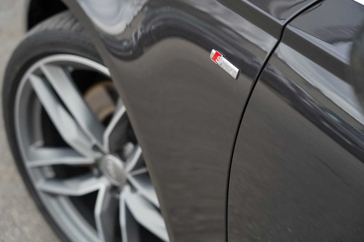 Audi A6
 3.0 TDI Quattro Tiptronic 