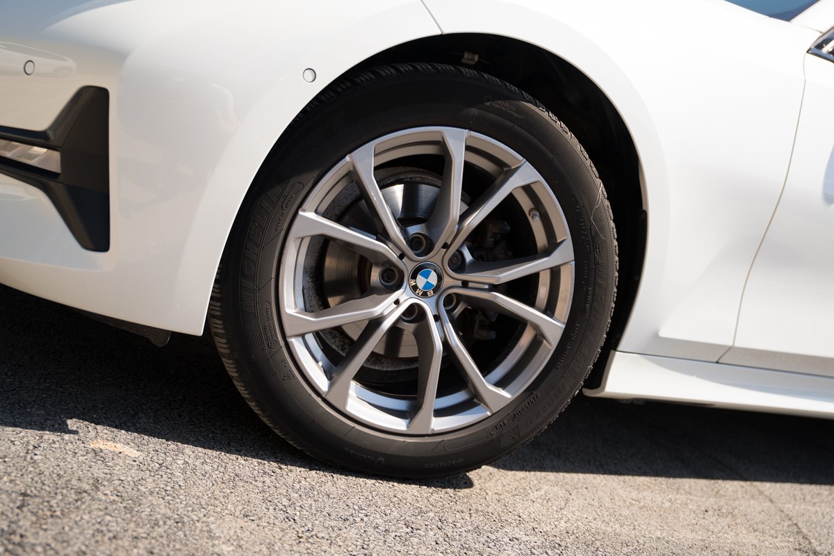 BMW
 3-Series 318 D Sport Line