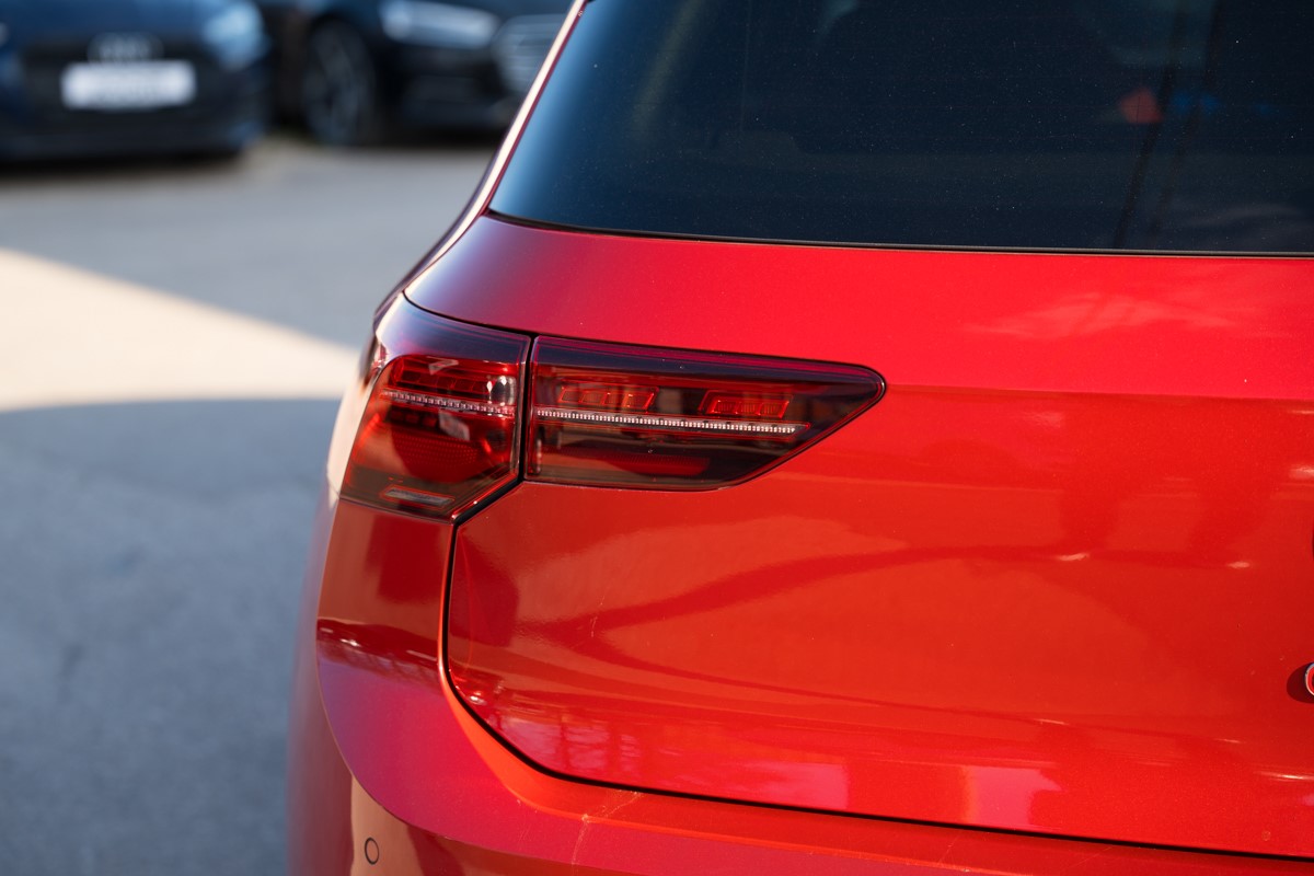 Volkswagen Golf GTI 2.0 TSI DSG