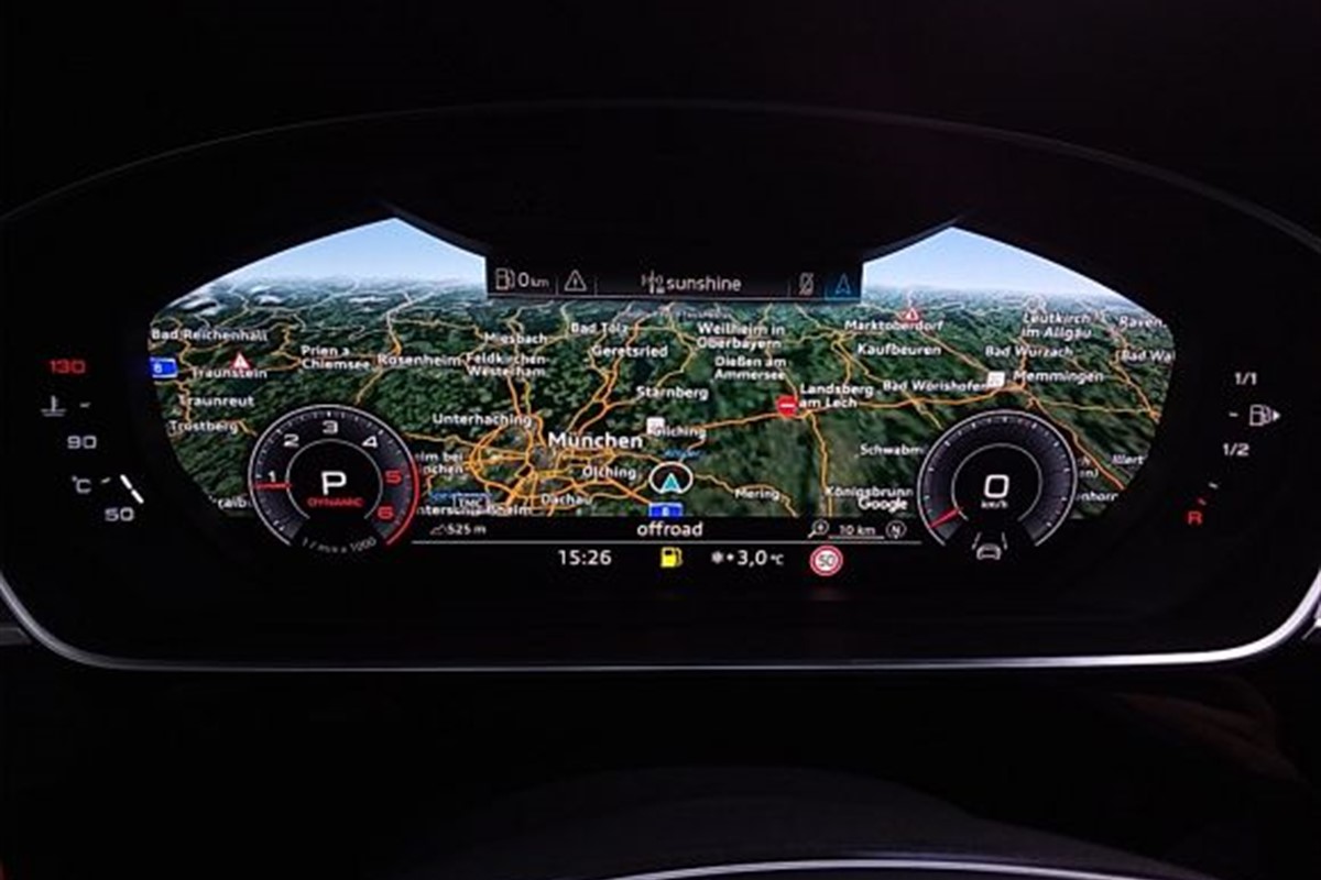 Audi A8
 50 TDI Quattro Tiptronic