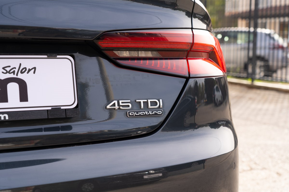 Audi A5
 45 TDi Sportback Quattro