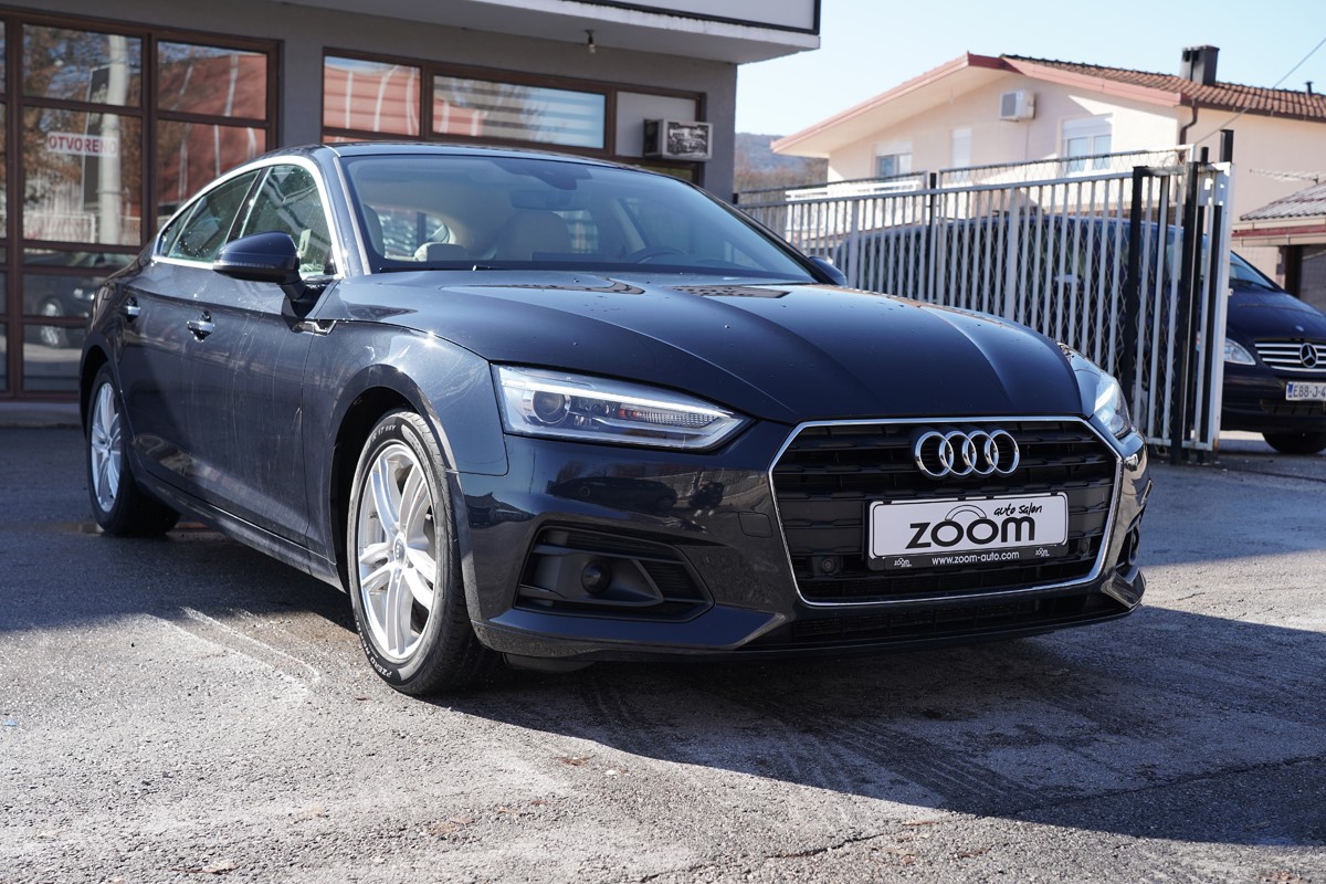 Audi A5
 2.0 TDI Sportback