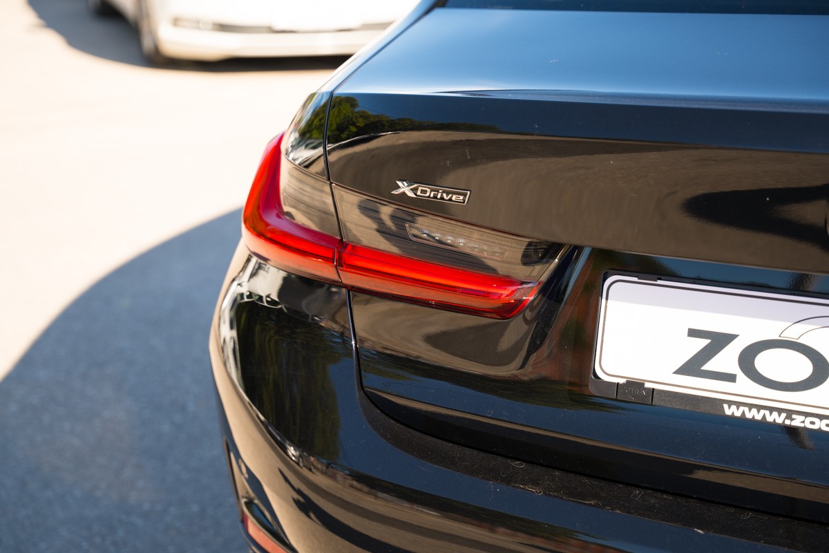 BMW
 3-Series 320 D XDrive