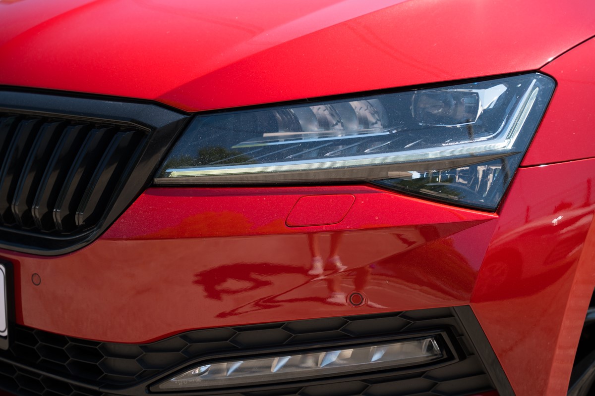 Škoda Superb 2.0 TDI DSG 200KS SPORTLINE