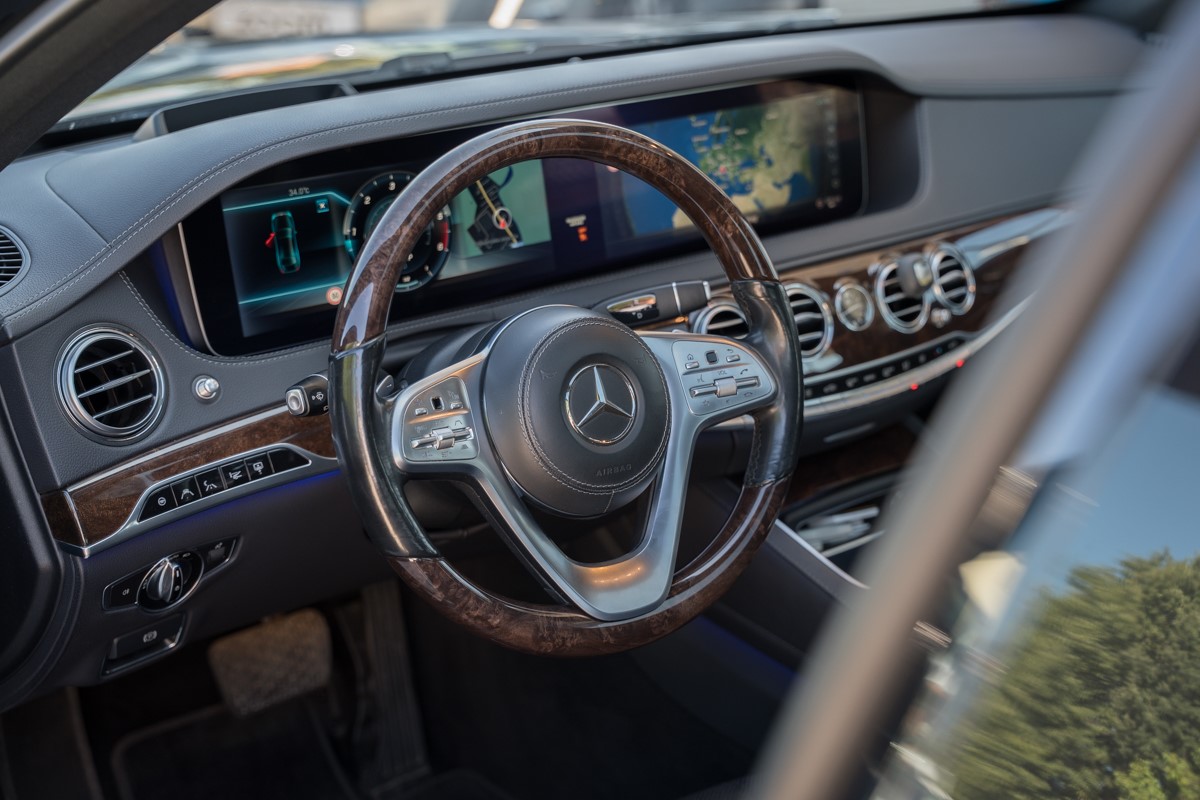 Mercedes-Benz S-Class
 400 D 4 MATIC AMG