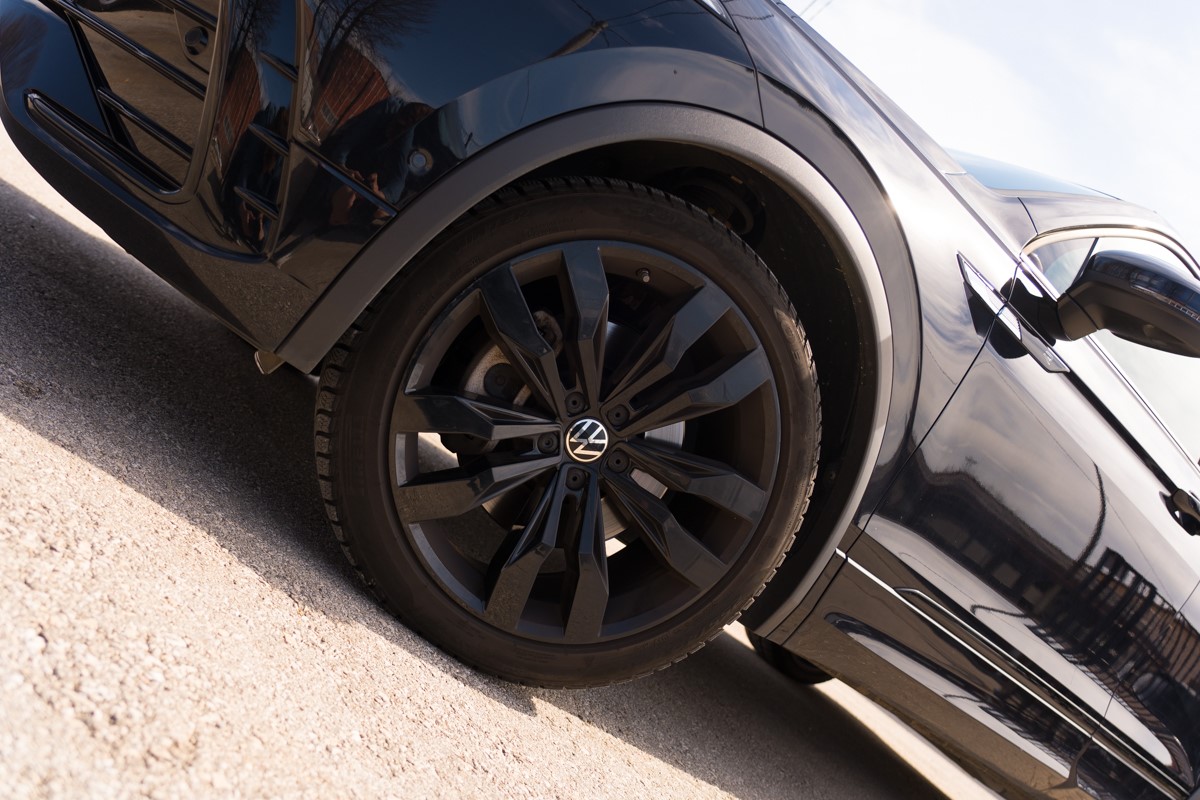 Volkswagen Tiguan
 2.0 TDI R-line