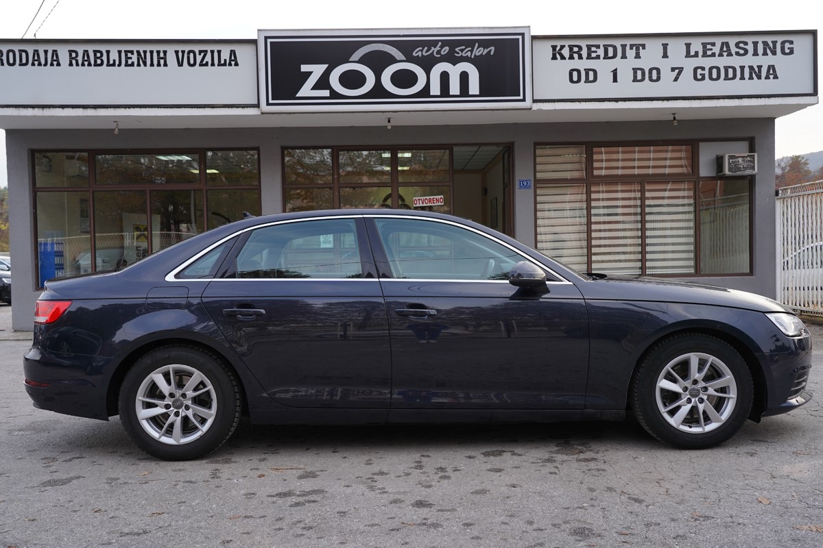 Audi A4
 2.0 TDI