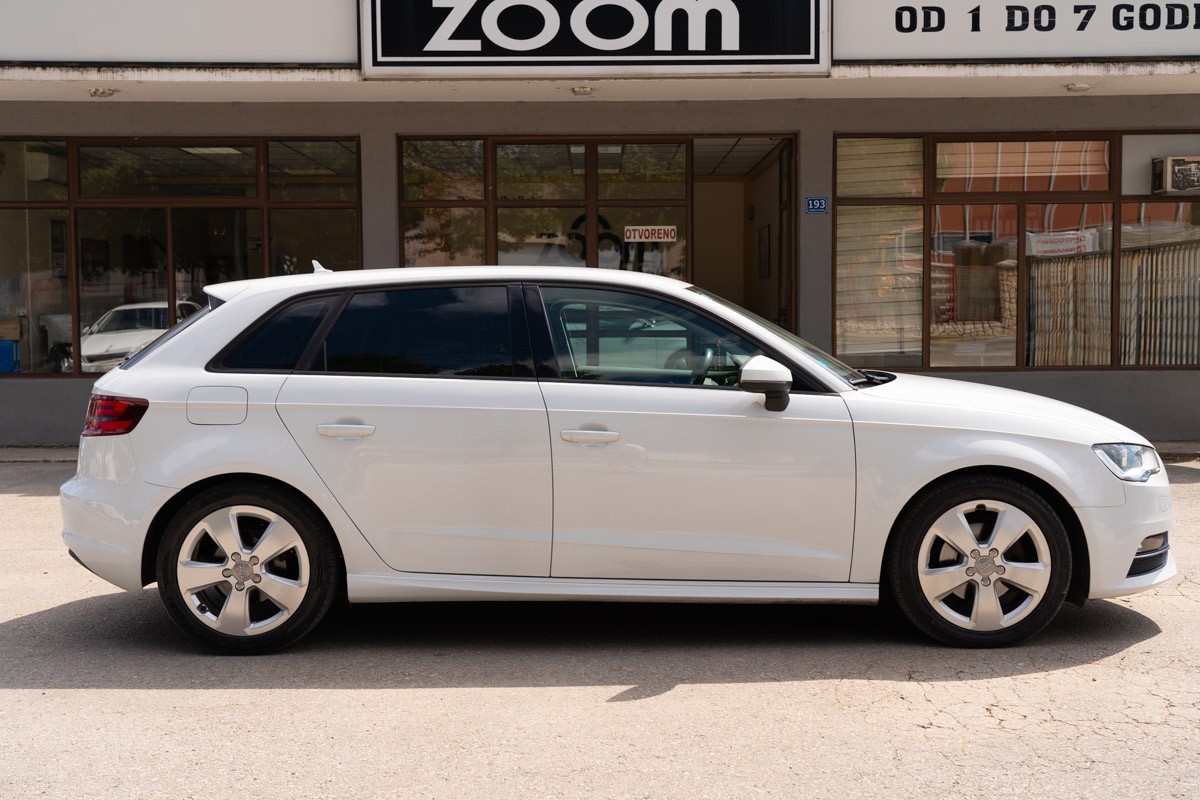 Audi A3
 1.6 TDI