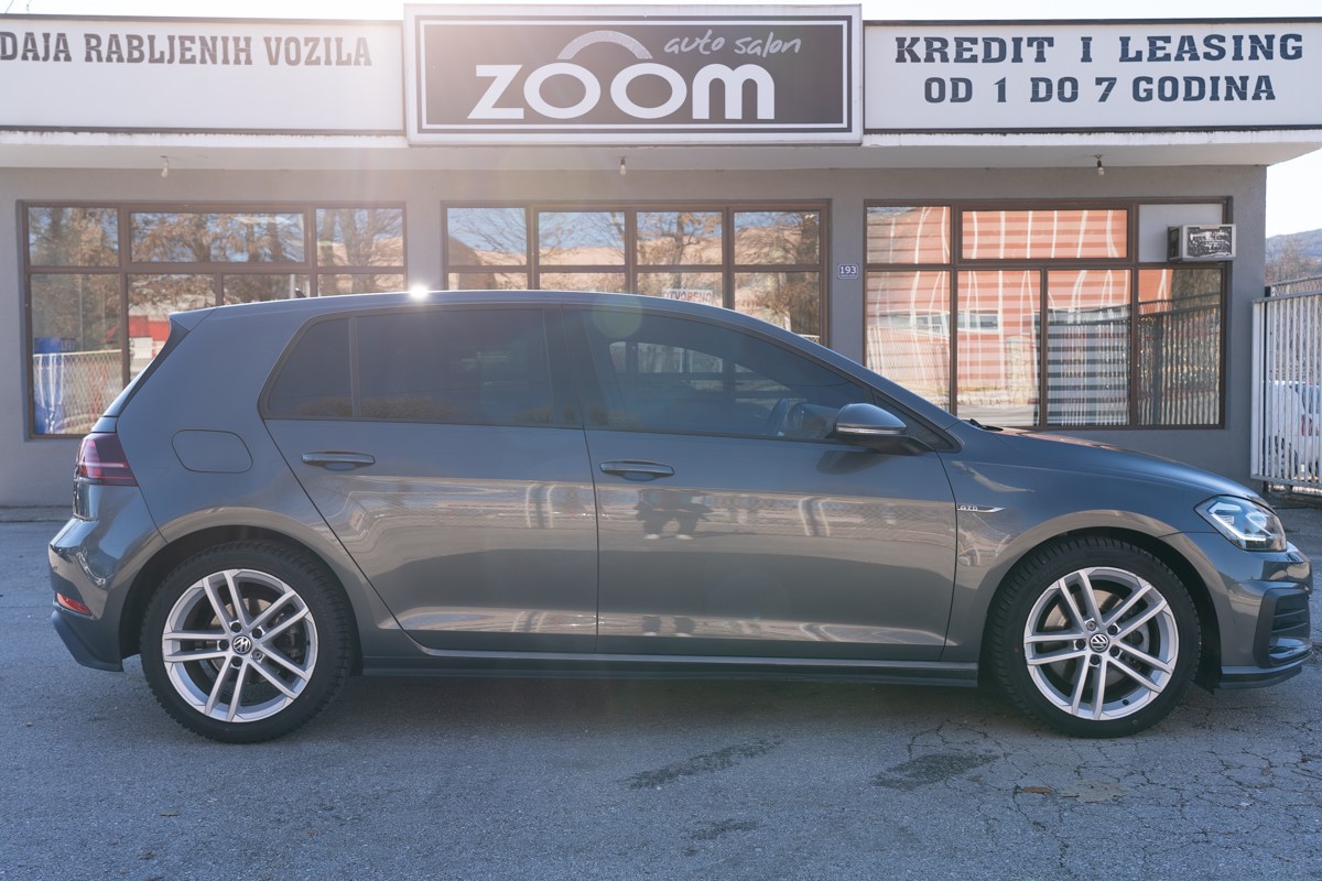 Volkswagen Golf 2,0 TDI DSG GTD