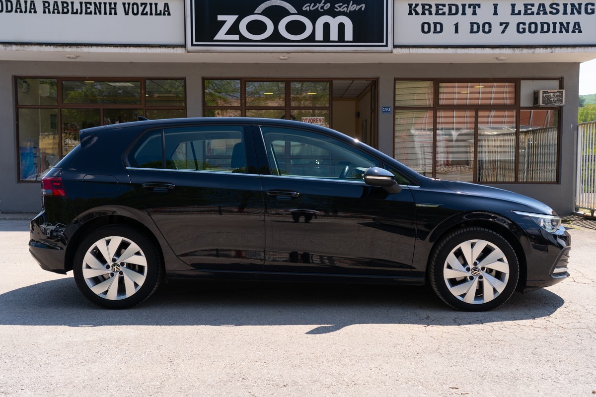 Volkswagen Golf 8 2.0 TDi DSG Style