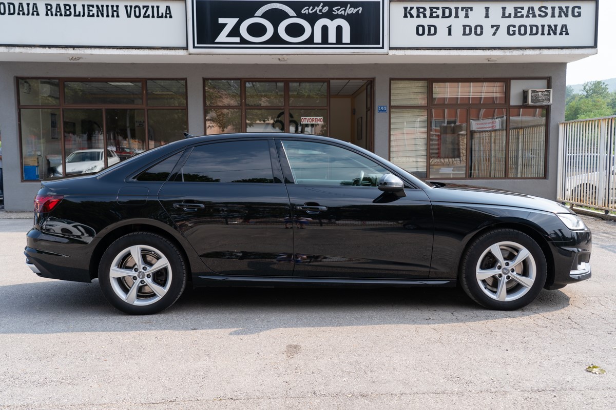 Audi A4
 30 TDI S-Tronic Business