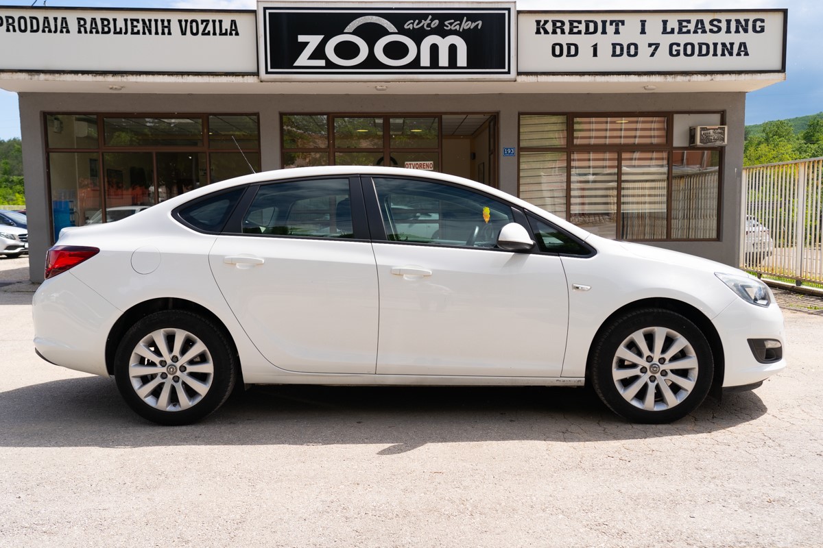 Opel Astra 1,6 CDTI