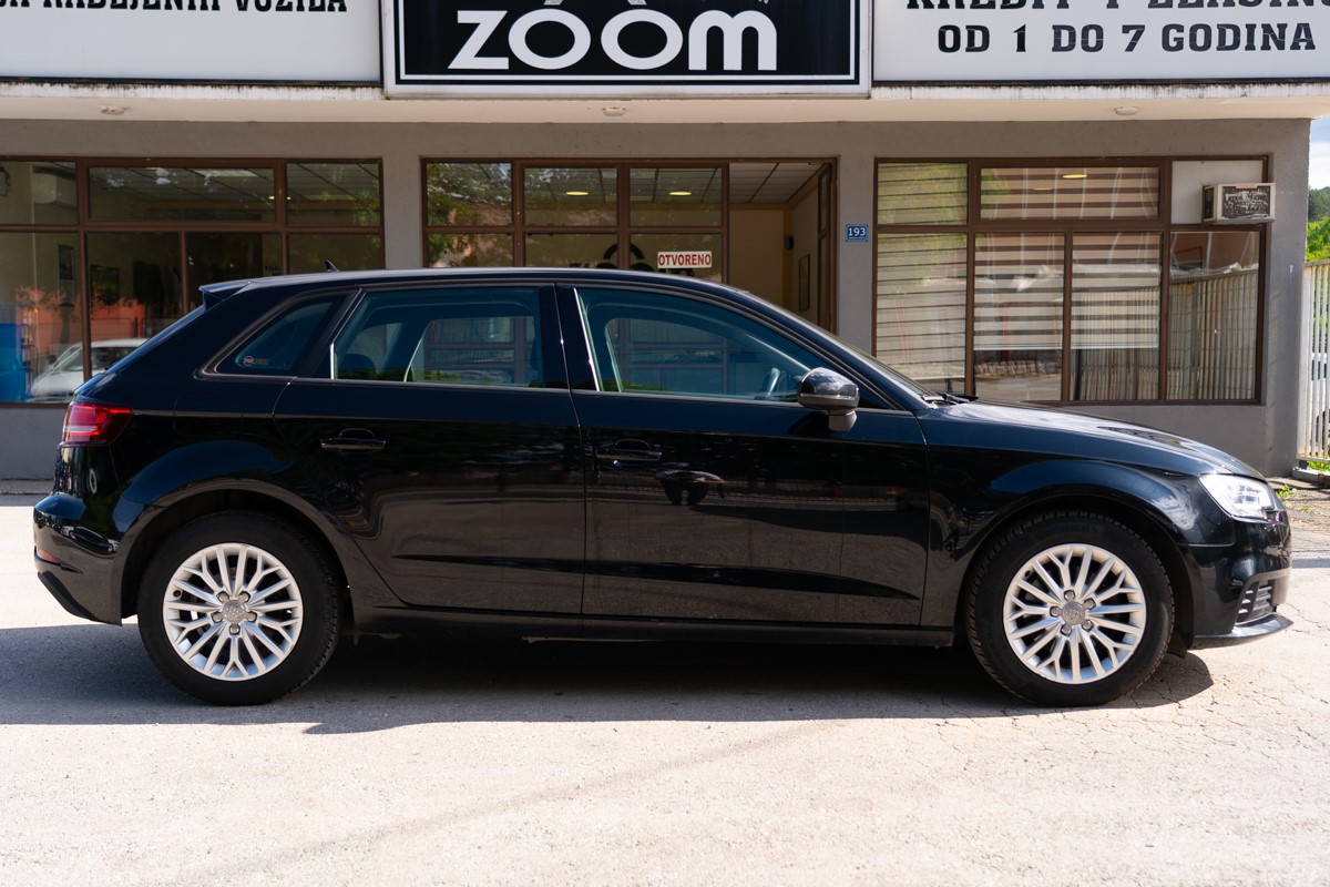 Audi A3
 1,6 TDI