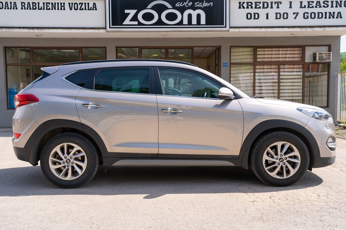 Hyundai
 Tucson
 2,0