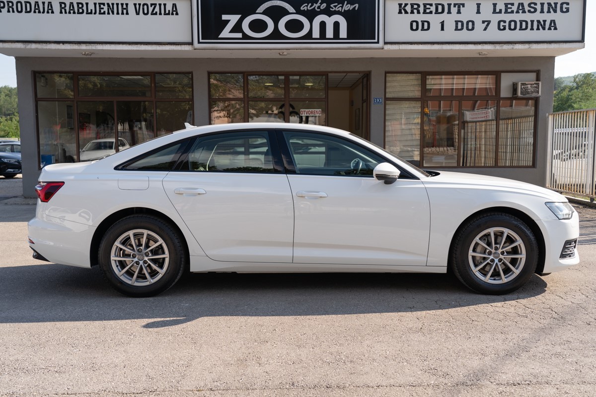 Audi A6
 40 TDi S-tronic