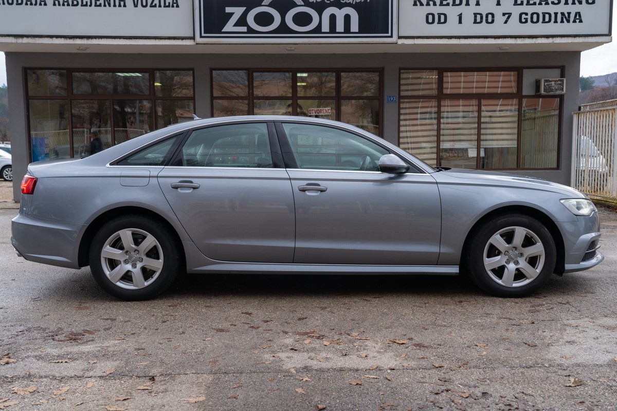 Audi A6
 2.0 TDi Ultra S-tronic