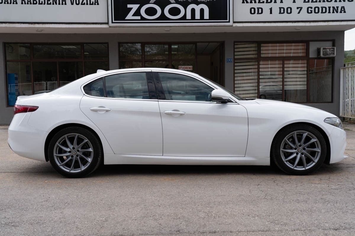 Alfa Romeo Giulia 2.2D