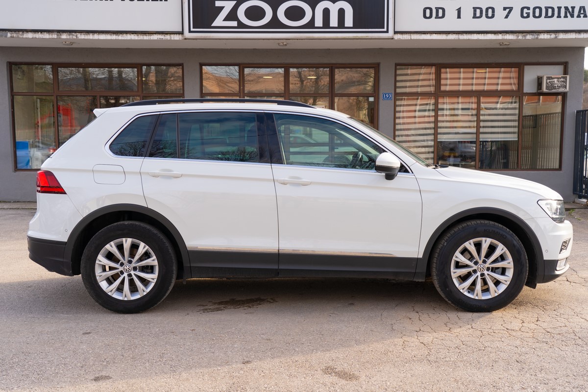 Volkswagen Tiguan
 2,0 TDI