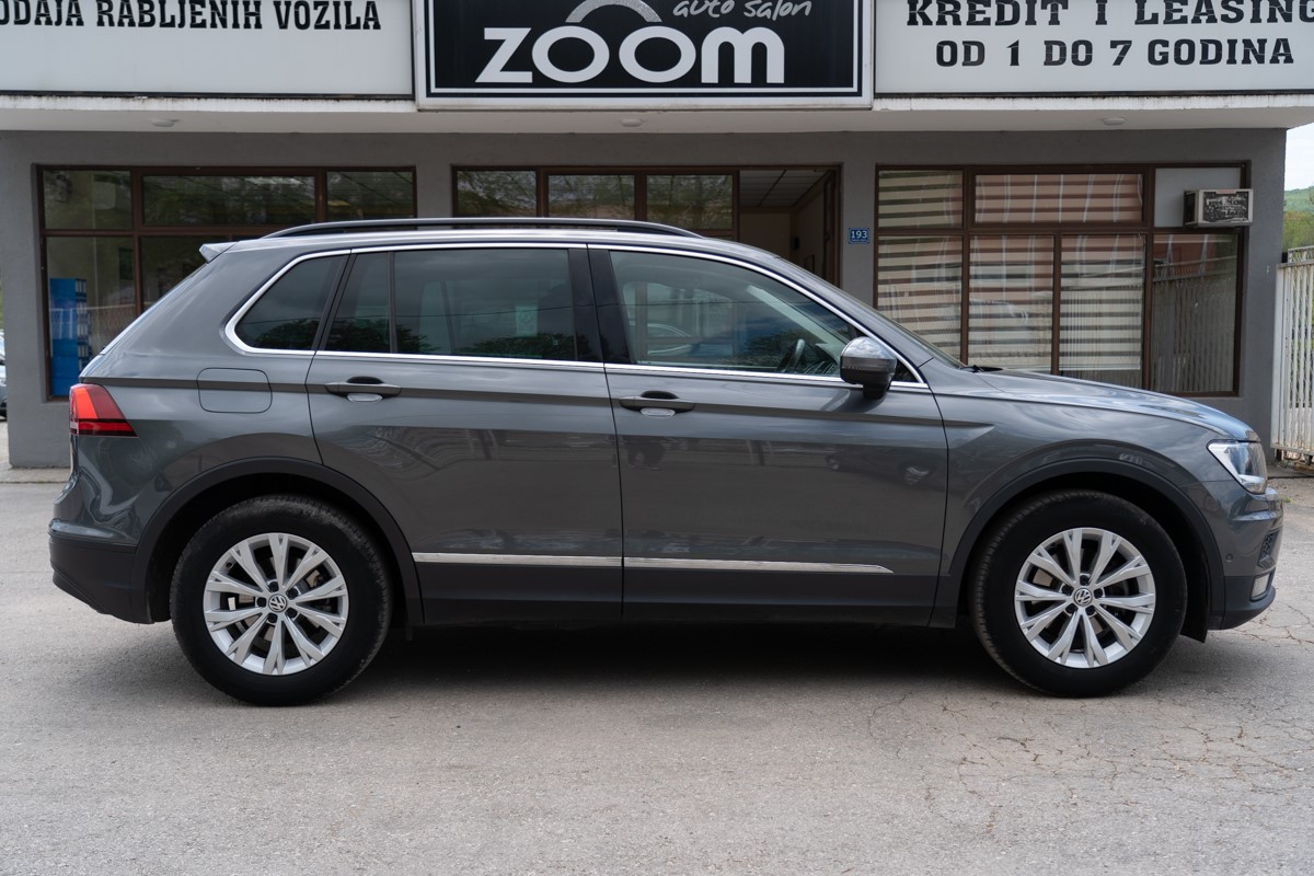 Volkswagen Tiguan
 2,0 TDI