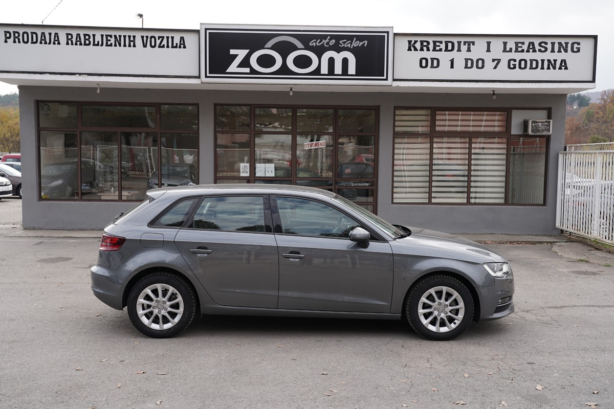 Audi A3
 1,6 TDI