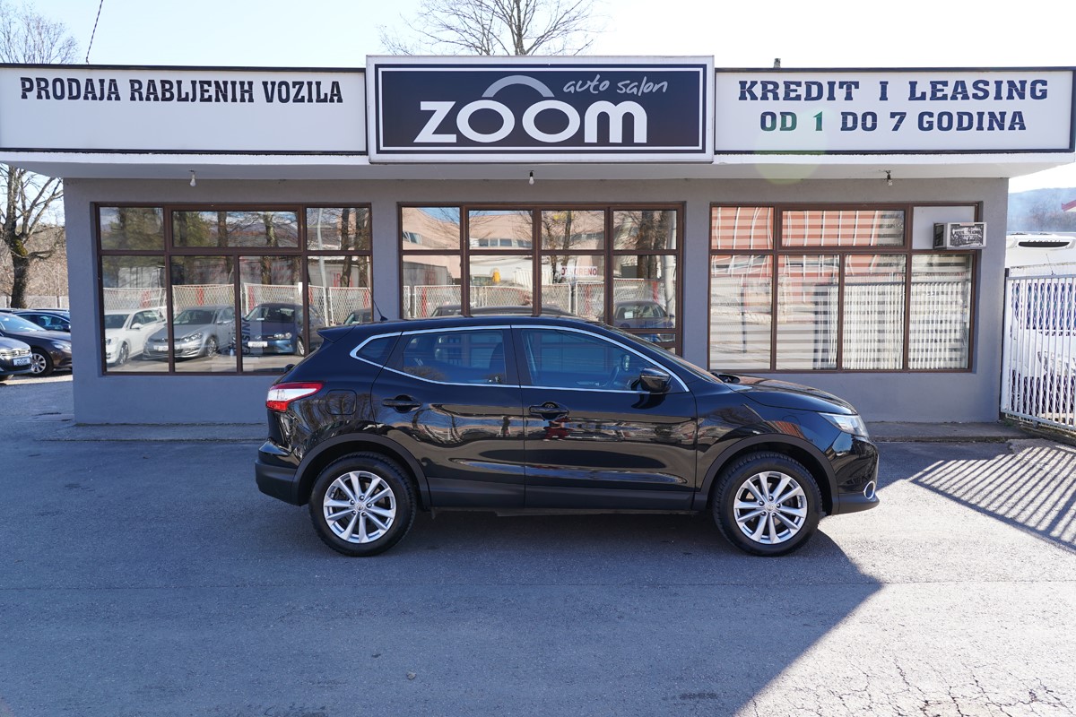 Nissan
 Qashqai 1,6 DCI
