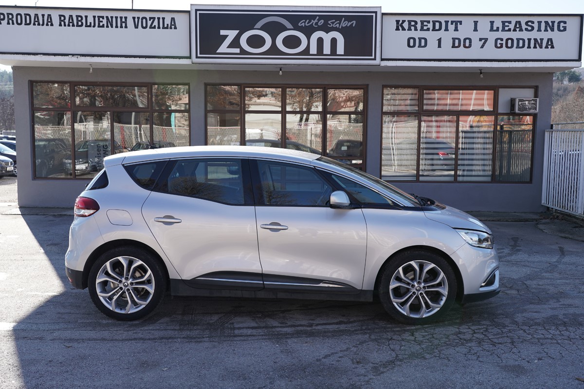 Renault Scenic 1.5 DCI 