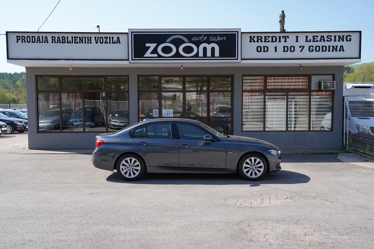 BMW
 3-Series 320 d Automatik 