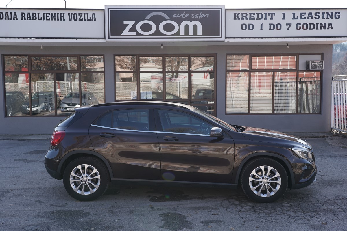 Mercedes-Benz GLA 180 CDI LEASE EDITION 