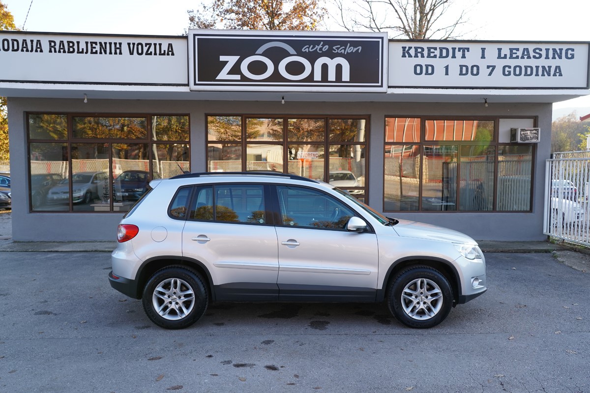 Volkswagen Tiguan
 2,0 TDI 4MOTION