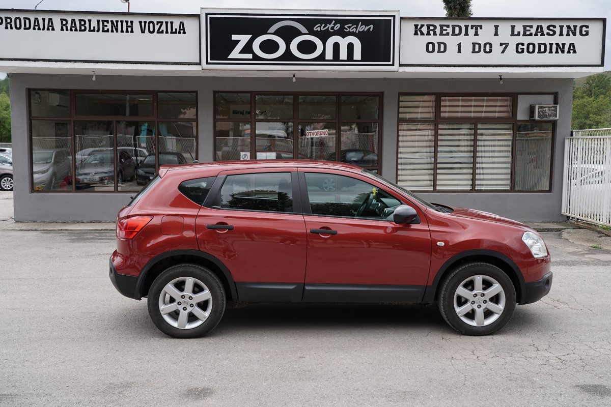 Nissan
 Qashqai 1.5 DCI