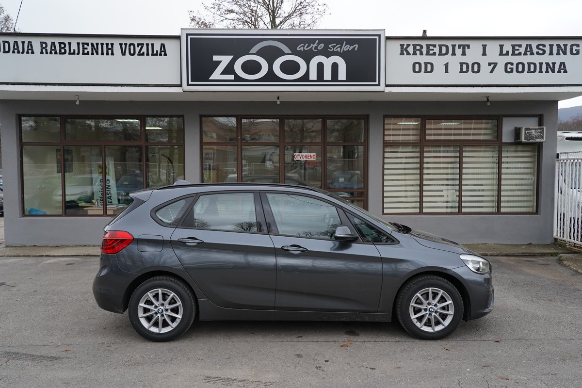 BMW
 2-Series 218 d AUTOMATIK !