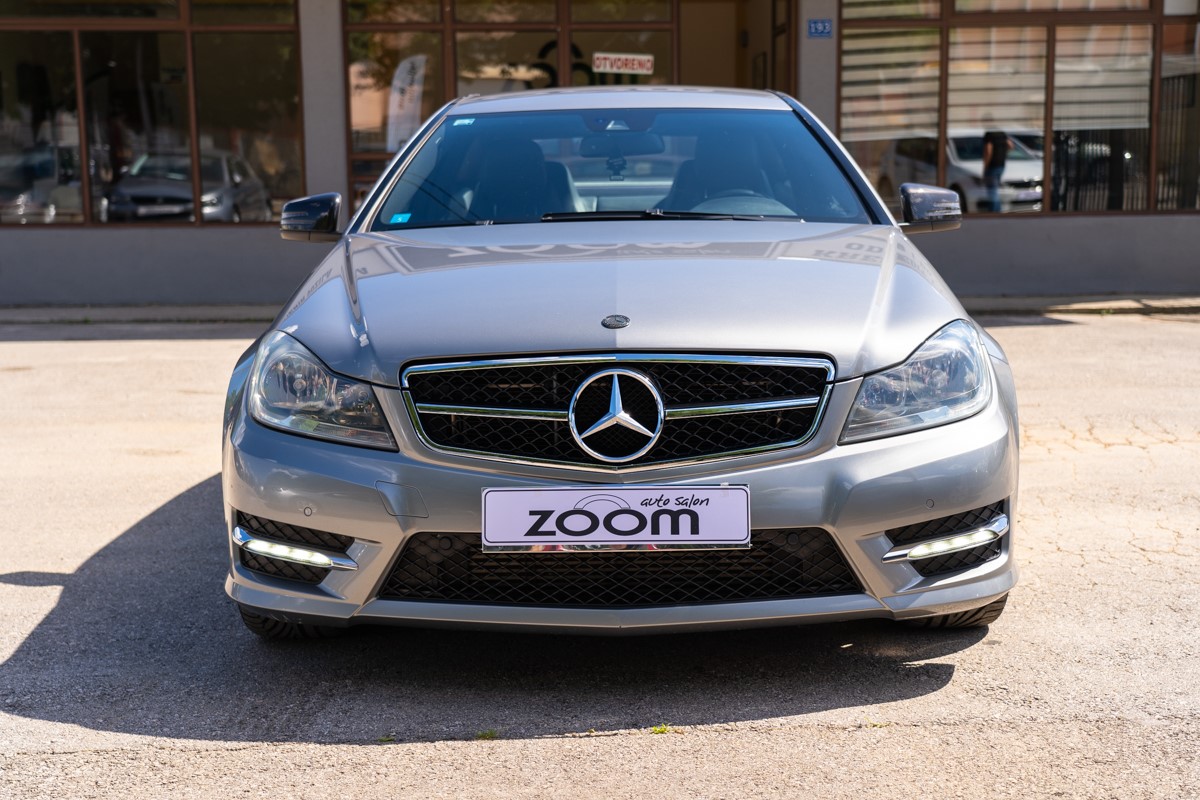 Mercedes-Benz C-Class
 C 250 Coupe