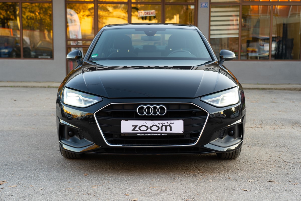 Audi A4
 30 TDI