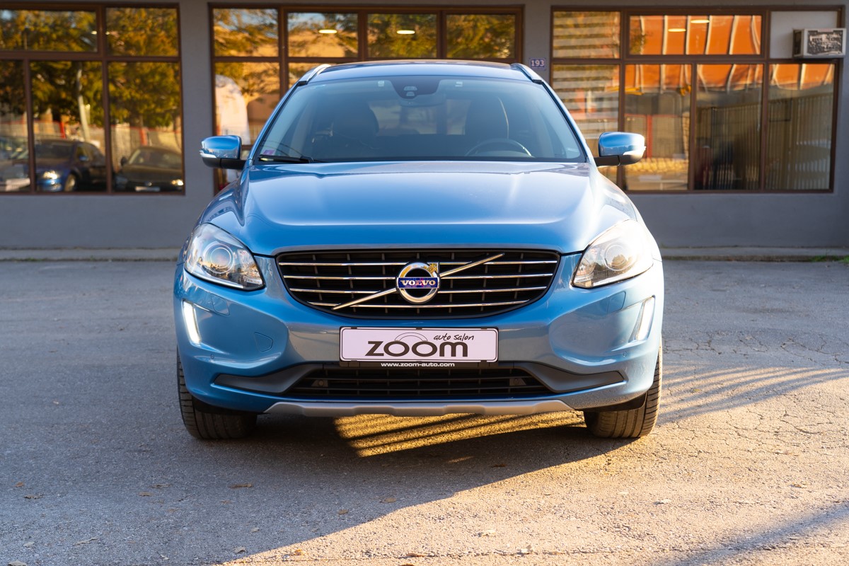 Volvo
 XC60 D4