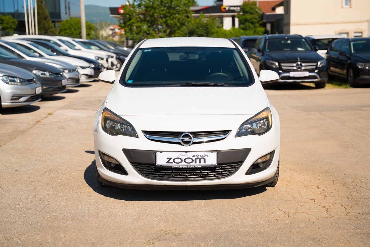 Opel Astra 1.6 CDTI