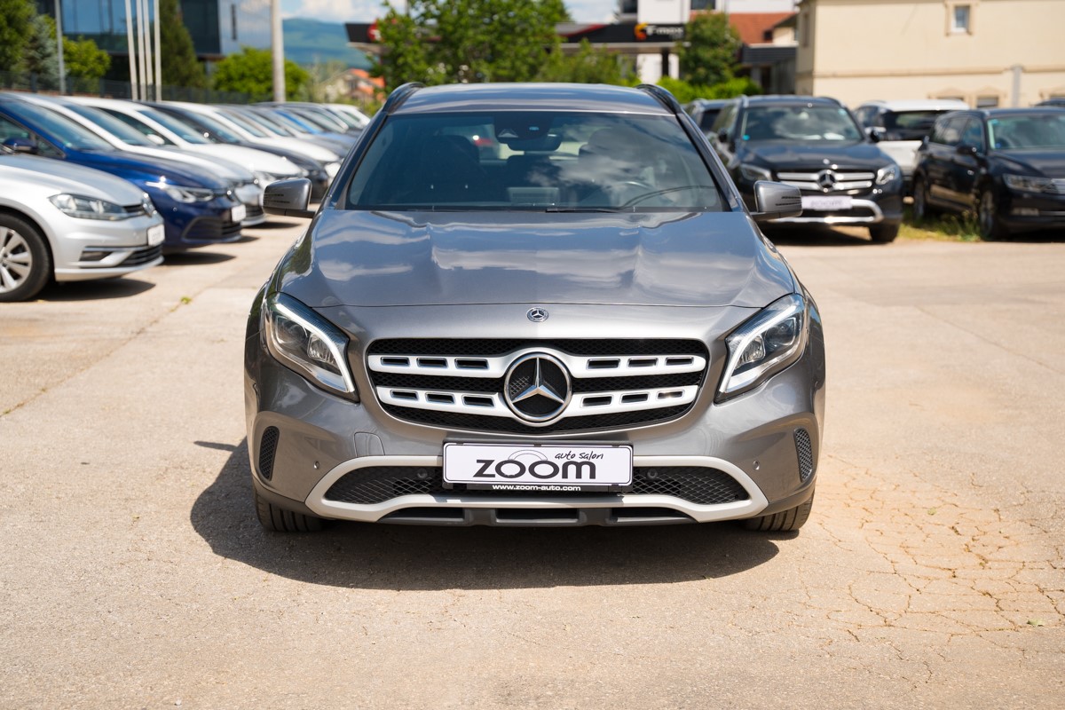 Mercedes-Benz GLA 200 d