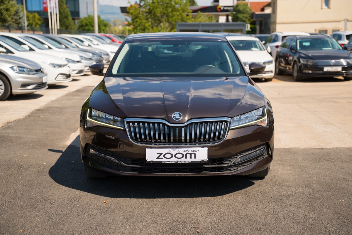 Škoda Superb 2.0 TDI DSG