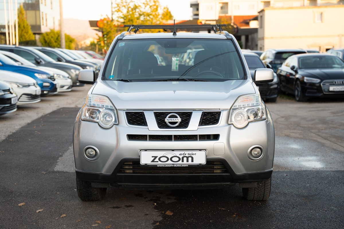 Nissan
 X-TRAIL 2.0 DCI 4X4