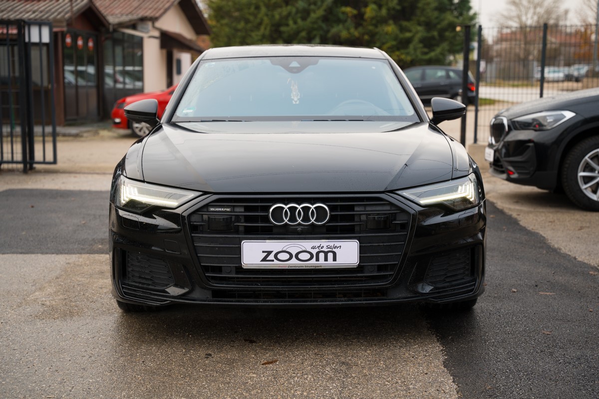 Audi A6
 55 TFSI E S line QUATTRO