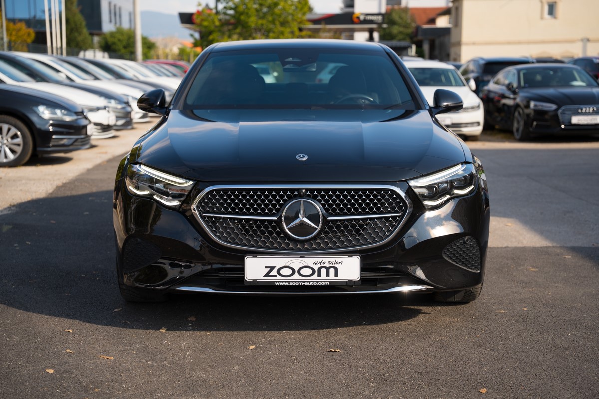 Mercedes-Benz E-Class
 220d Luxury Line