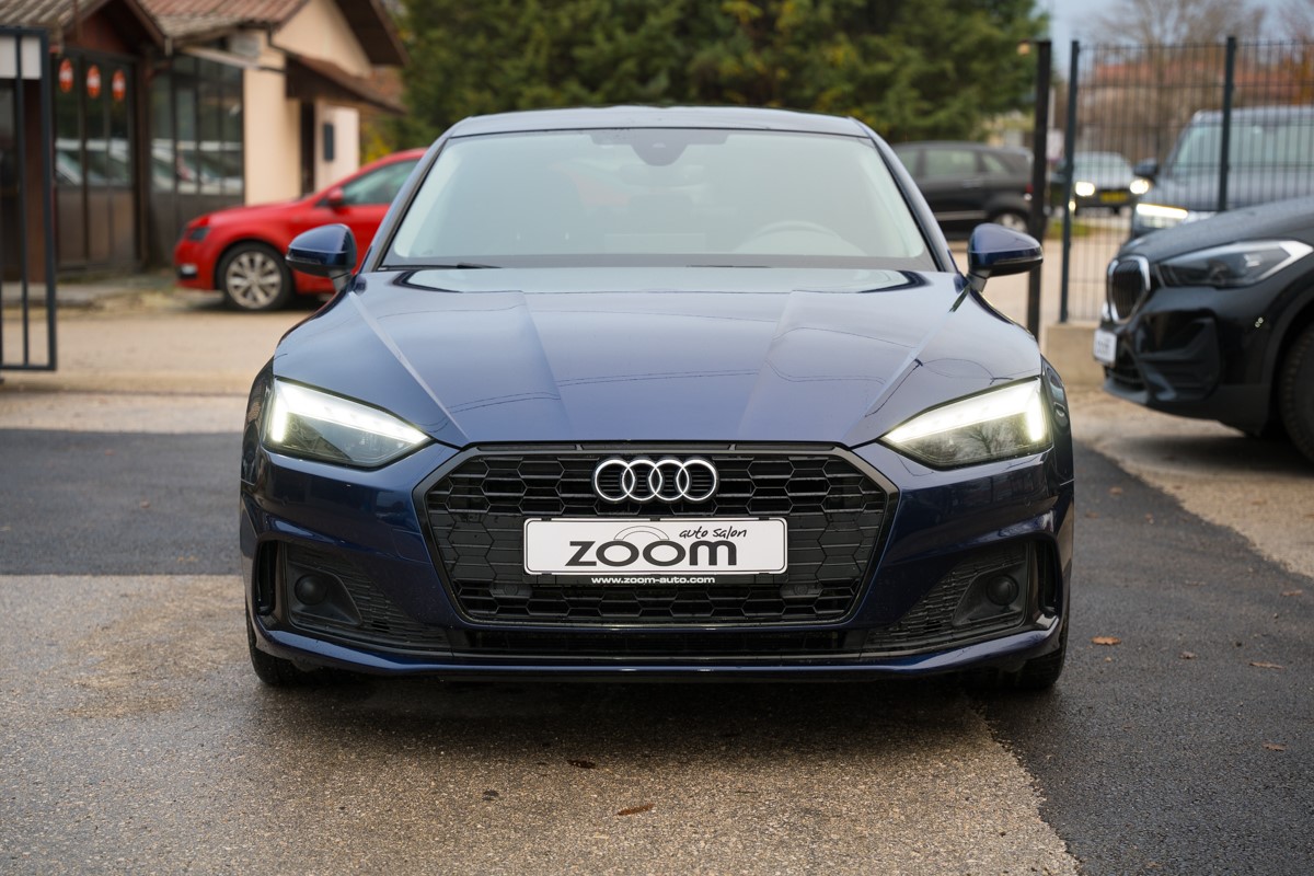 Audi A5
 2.0 TDI SPORTBACK