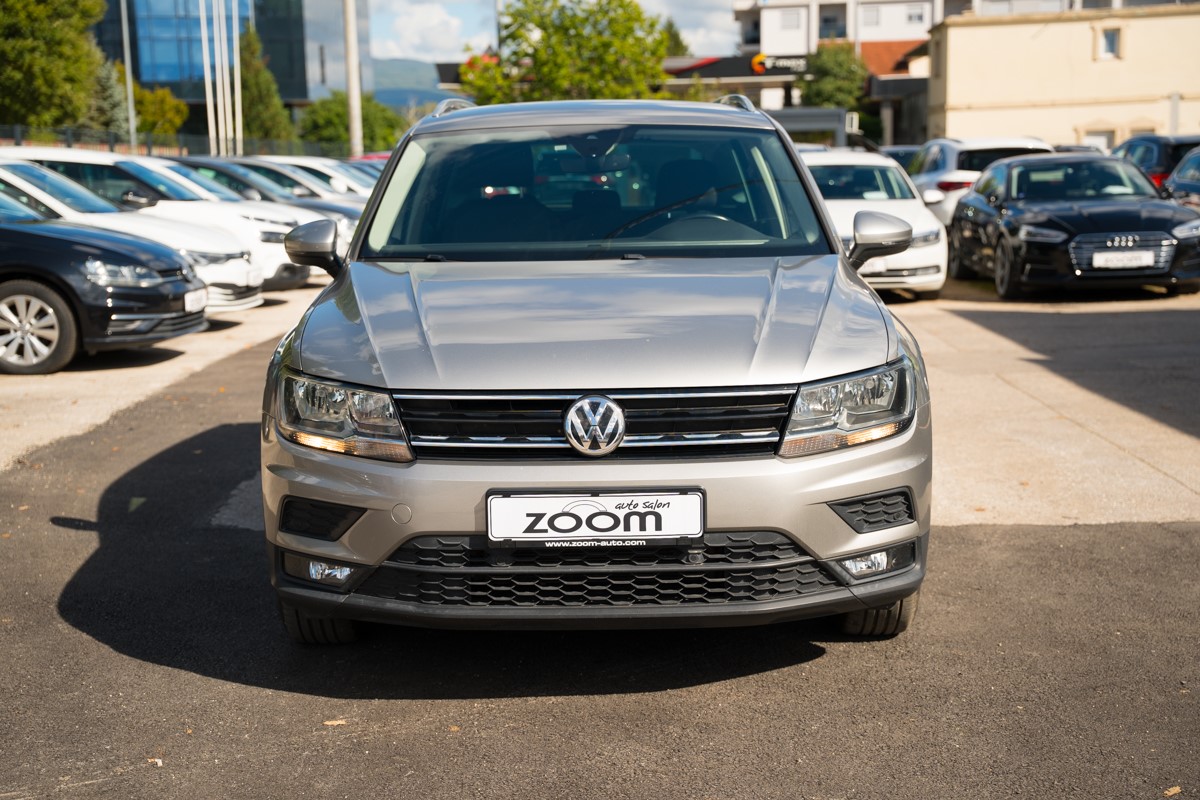 Volkswagen Tiguan
 2.0 TDI DSG