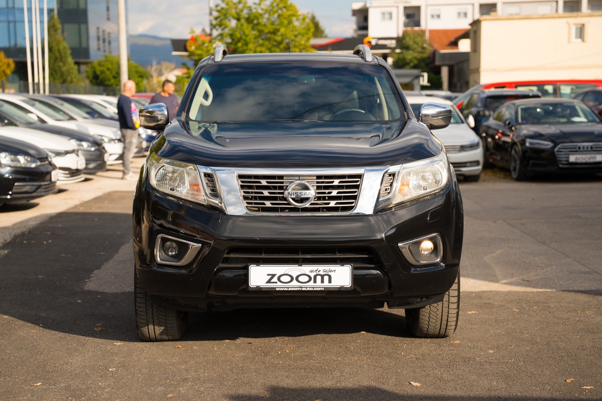 Nissan
 Navara 2,3 DCI 4X4