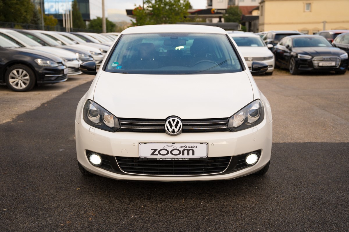 Volkswagen Golf 1.6 TDI DSG STYLE
